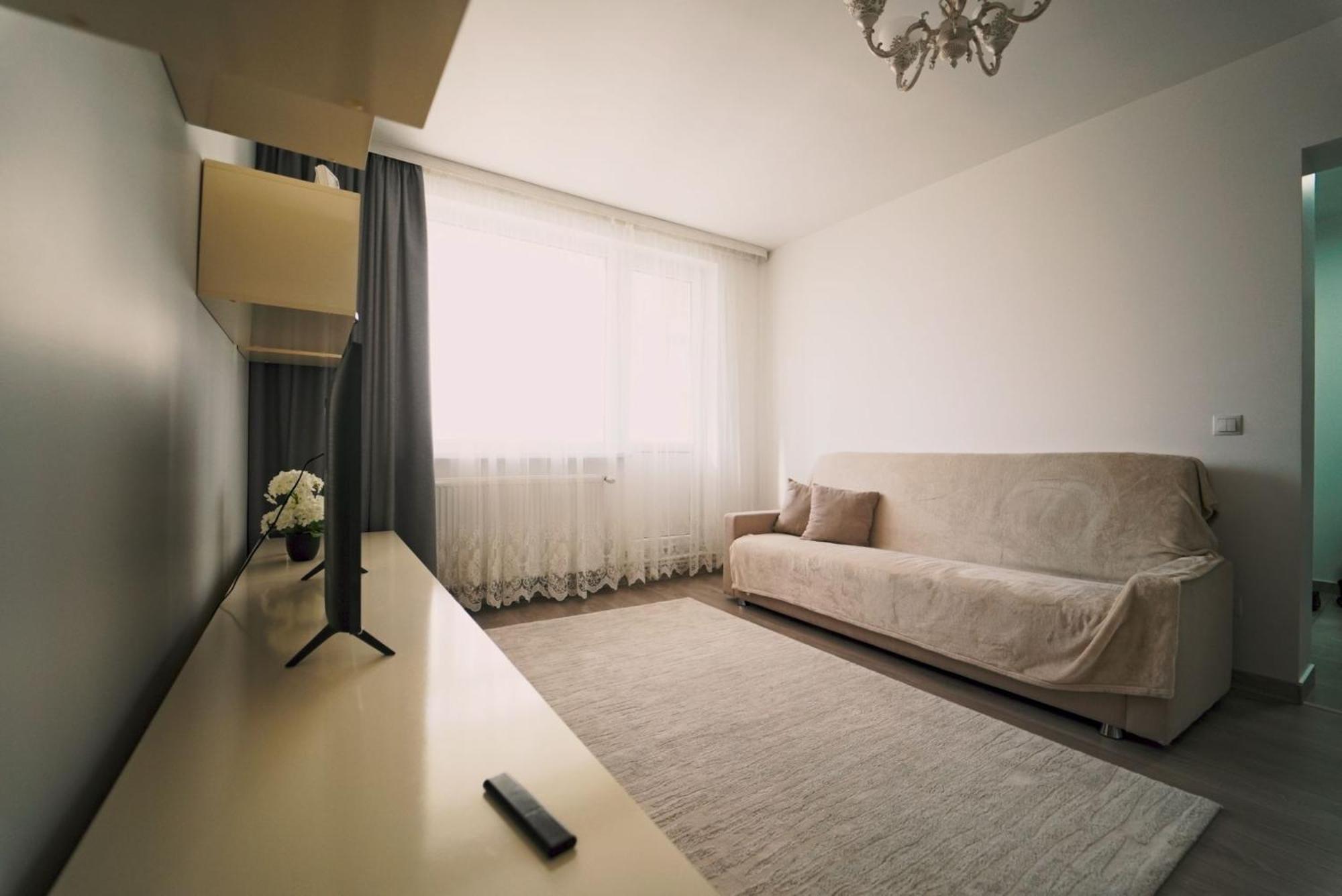 Luxury Apartament Ultracentral Of Suceava Esplanada Bagian luar foto