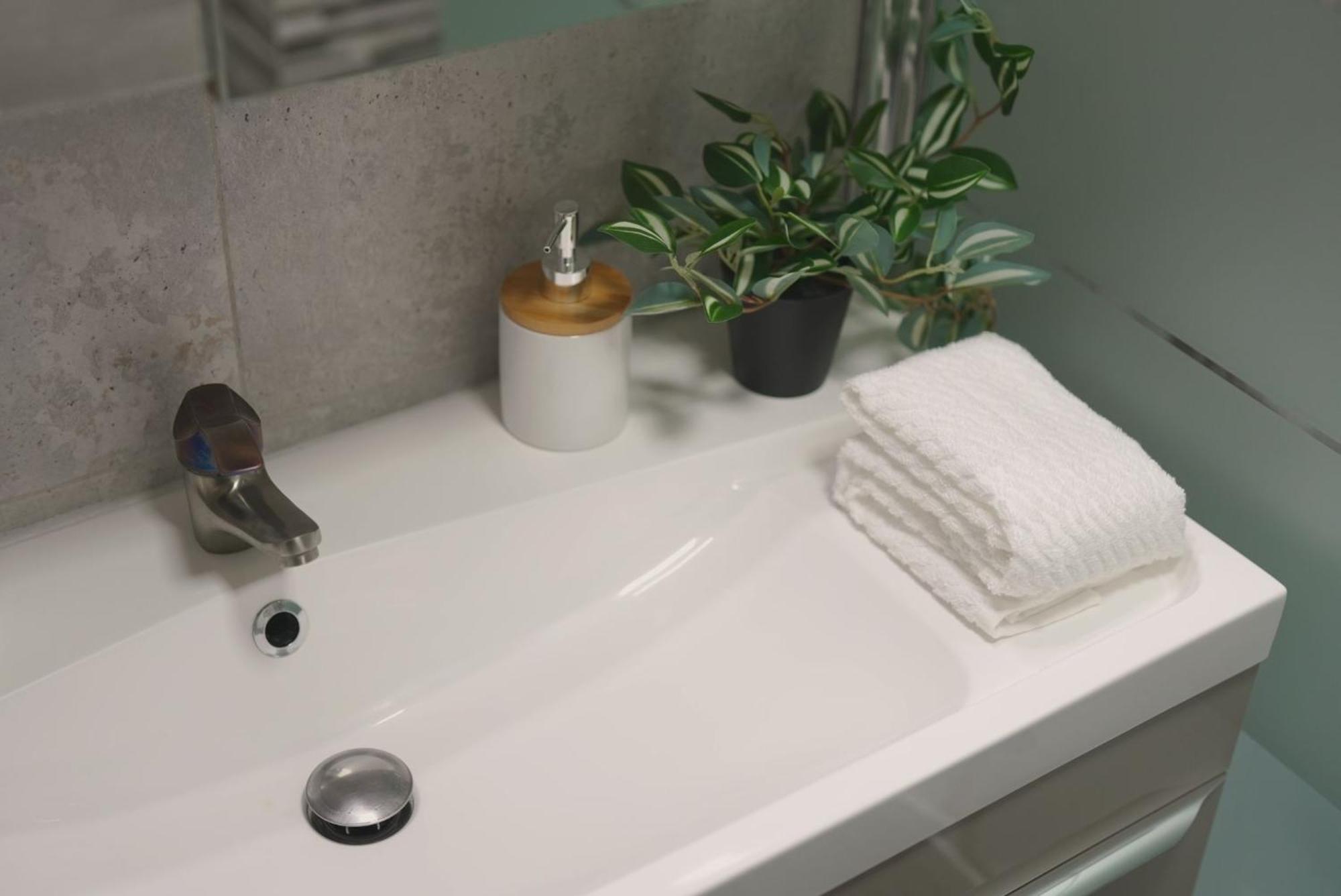 Luxury Apartament Ultracentral Of Suceava Esplanada Bagian luar foto