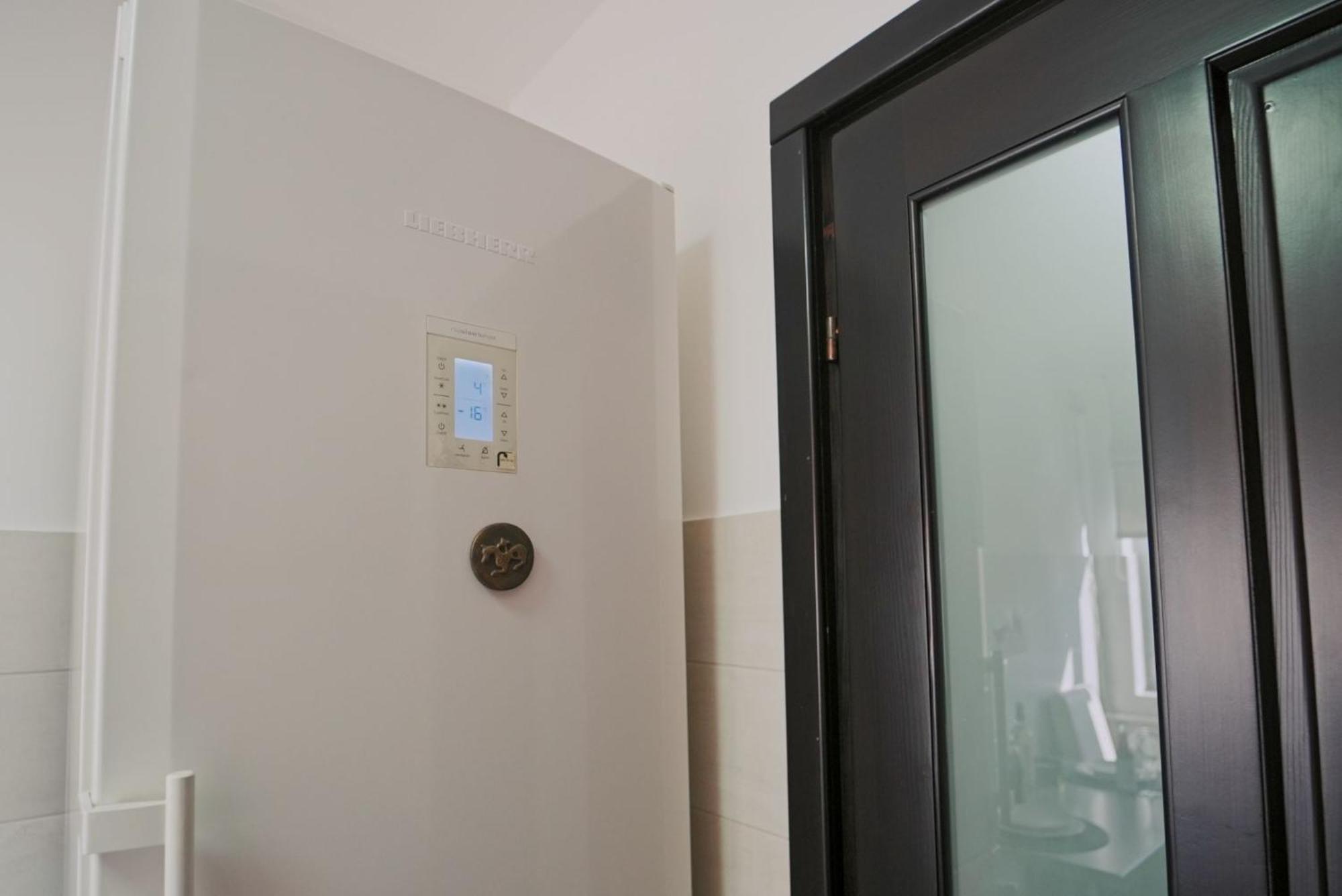 Luxury Apartament Ultracentral Of Suceava Esplanada Bagian luar foto