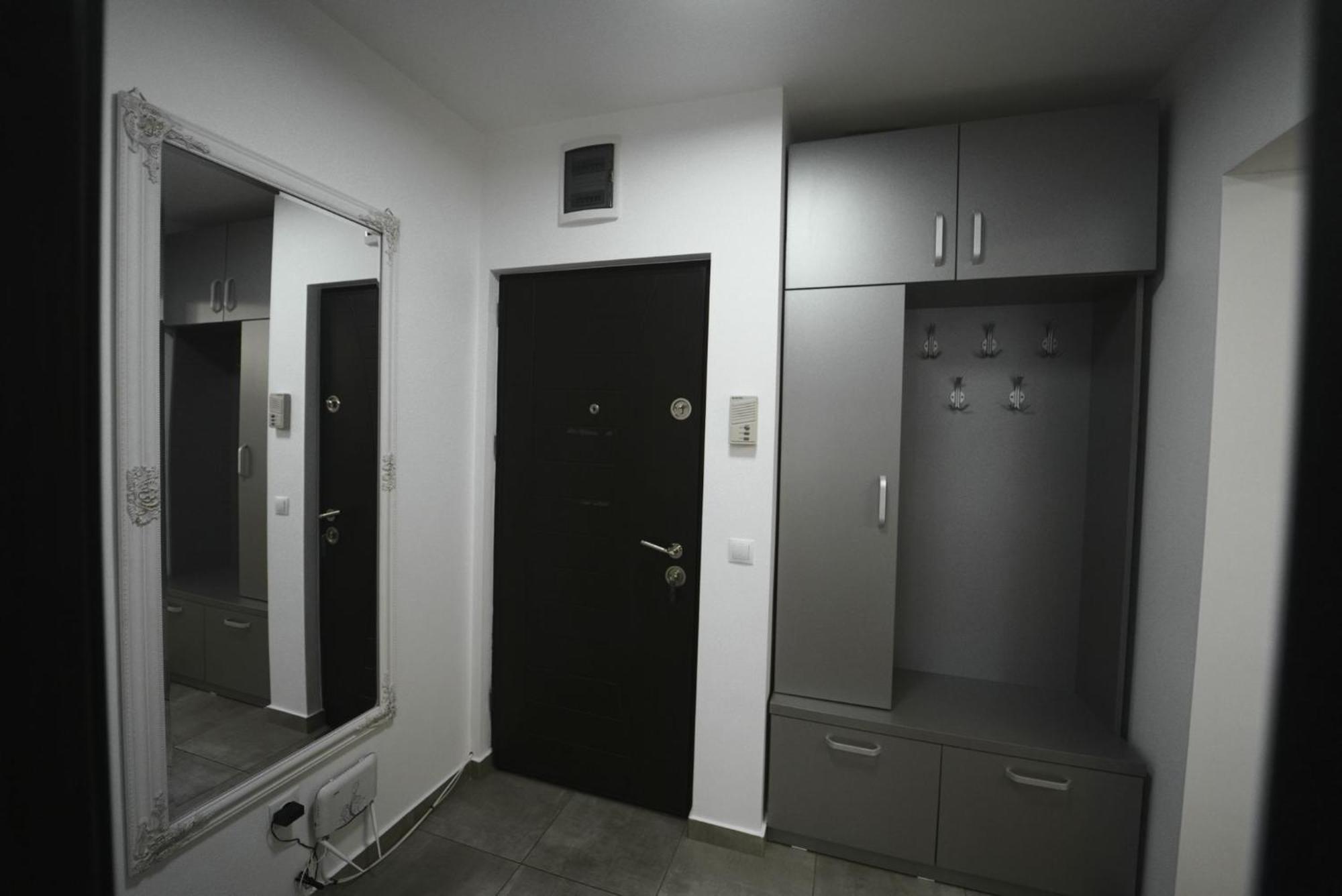 Luxury Apartament Ultracentral Of Suceava Esplanada Bagian luar foto